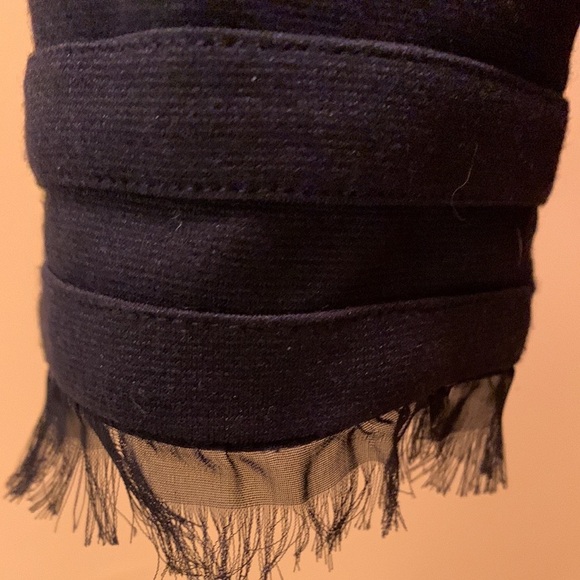 Katherine Tweed style jacket with contrasting sleeves - Picture 11 of 14